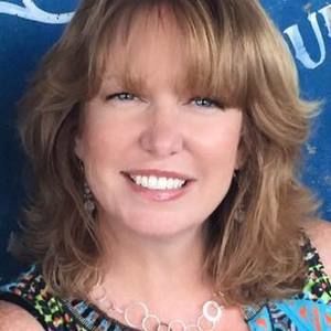 Meet your Posher, Debbie